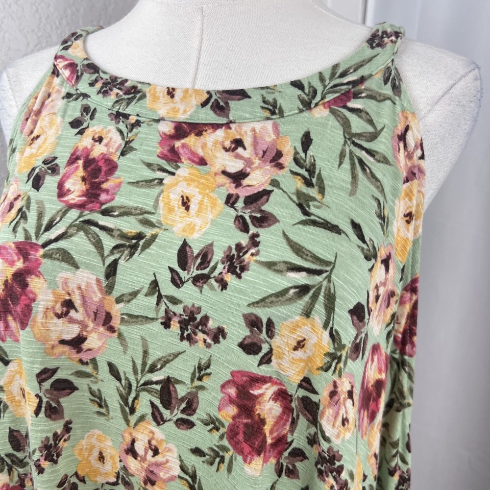 Torrid Top Womens 6 Green Floral Super Soft Knit Tiered Sleeveless Boho Romantic - Picture 2 of 9